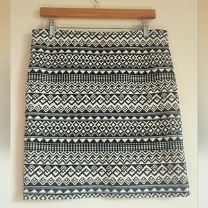 Joe B Black and White Skirt!